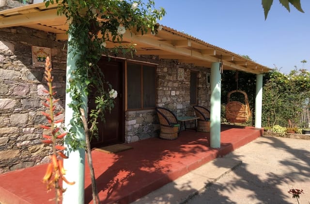 NewupdatedPage 3 family_cottage emerald trail